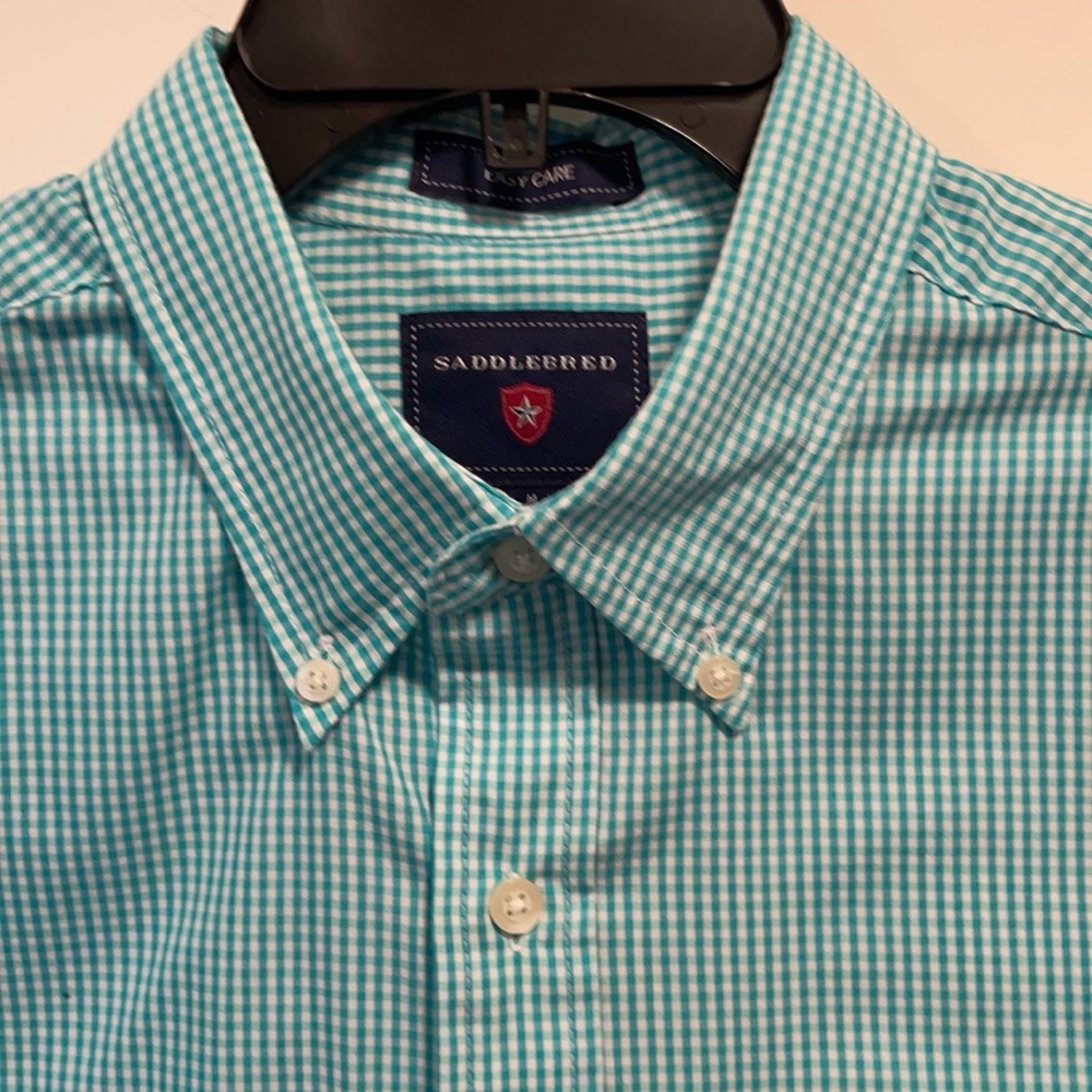 Men’s short sleeve button down